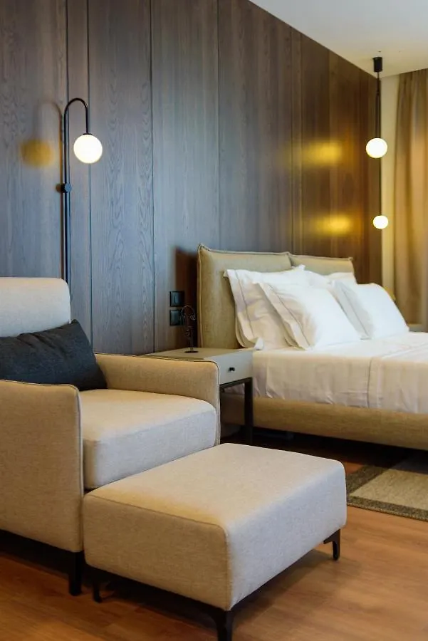 Nobus Hotel & Spa Radhimë
