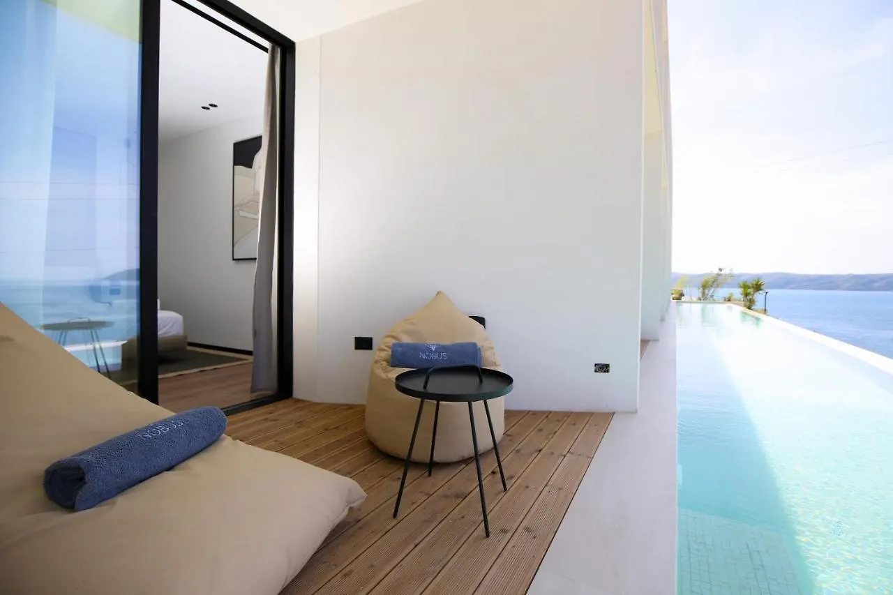 Nobus Hotel & Spa Radhimë 4*,  Albanie