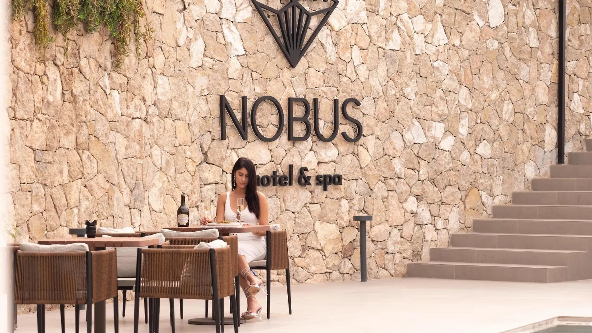 Nobus Hotel & Spa Radhimë