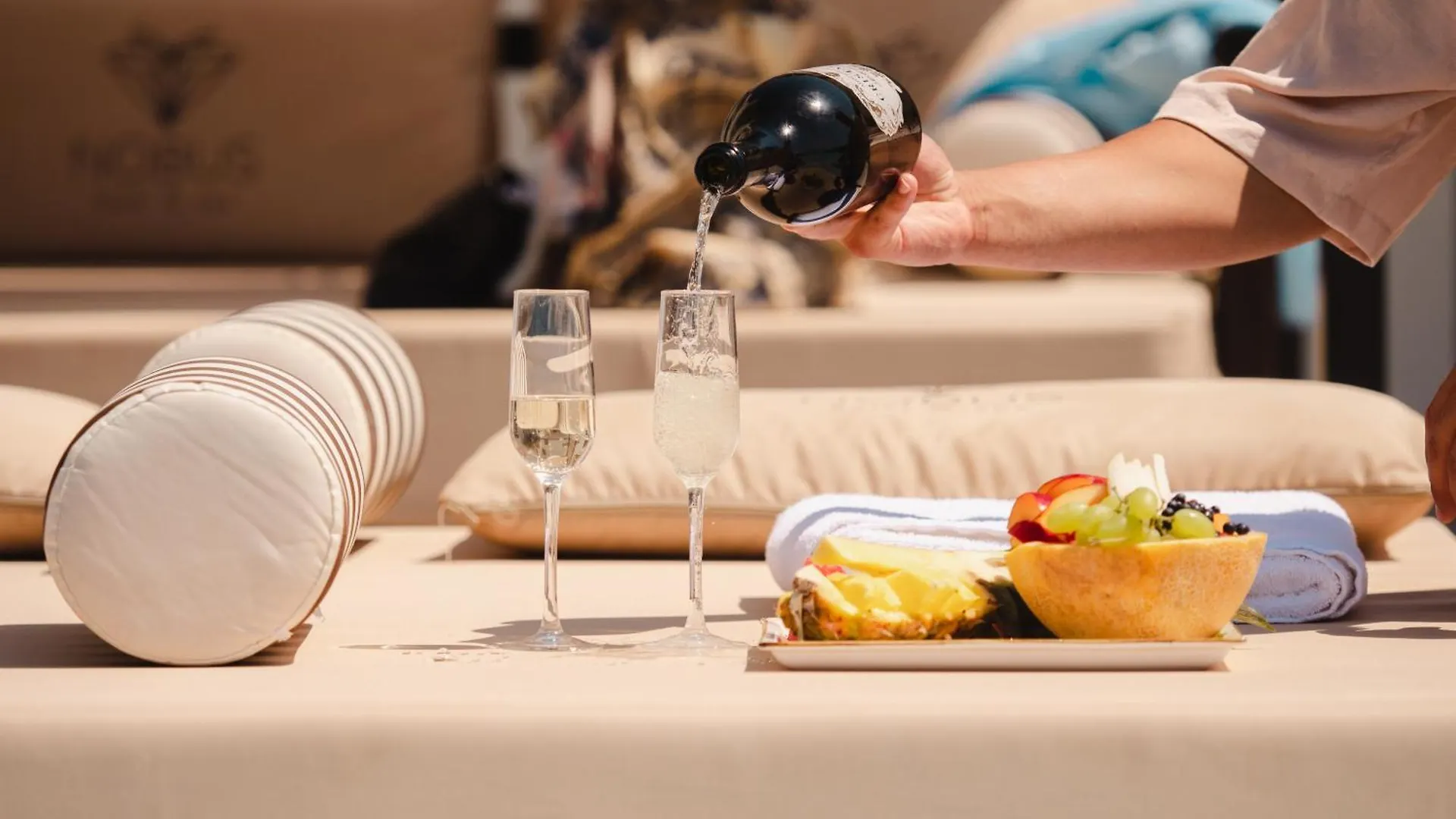 Nobus Hotel & Spa Vlore 4*,