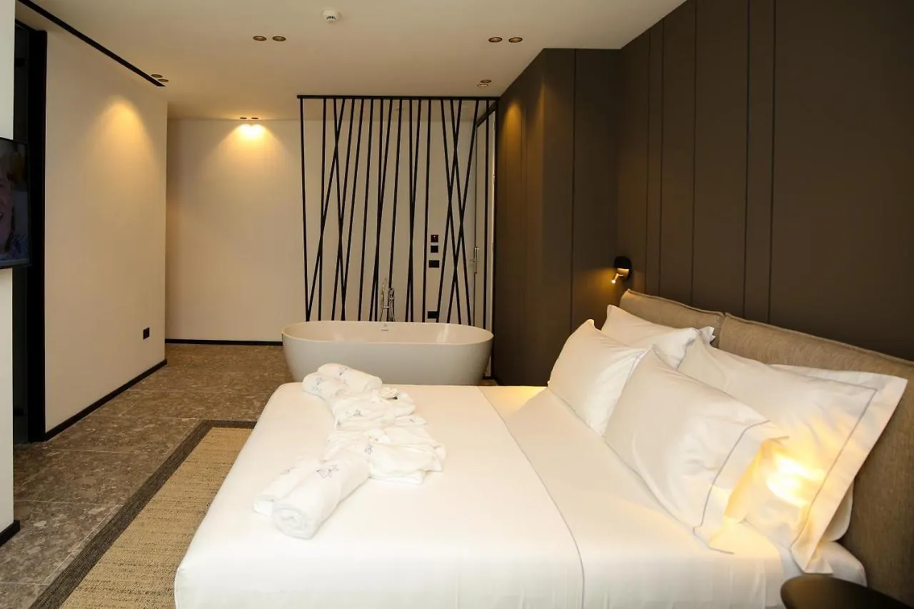 Nobus Hotel & Spa Radhimë