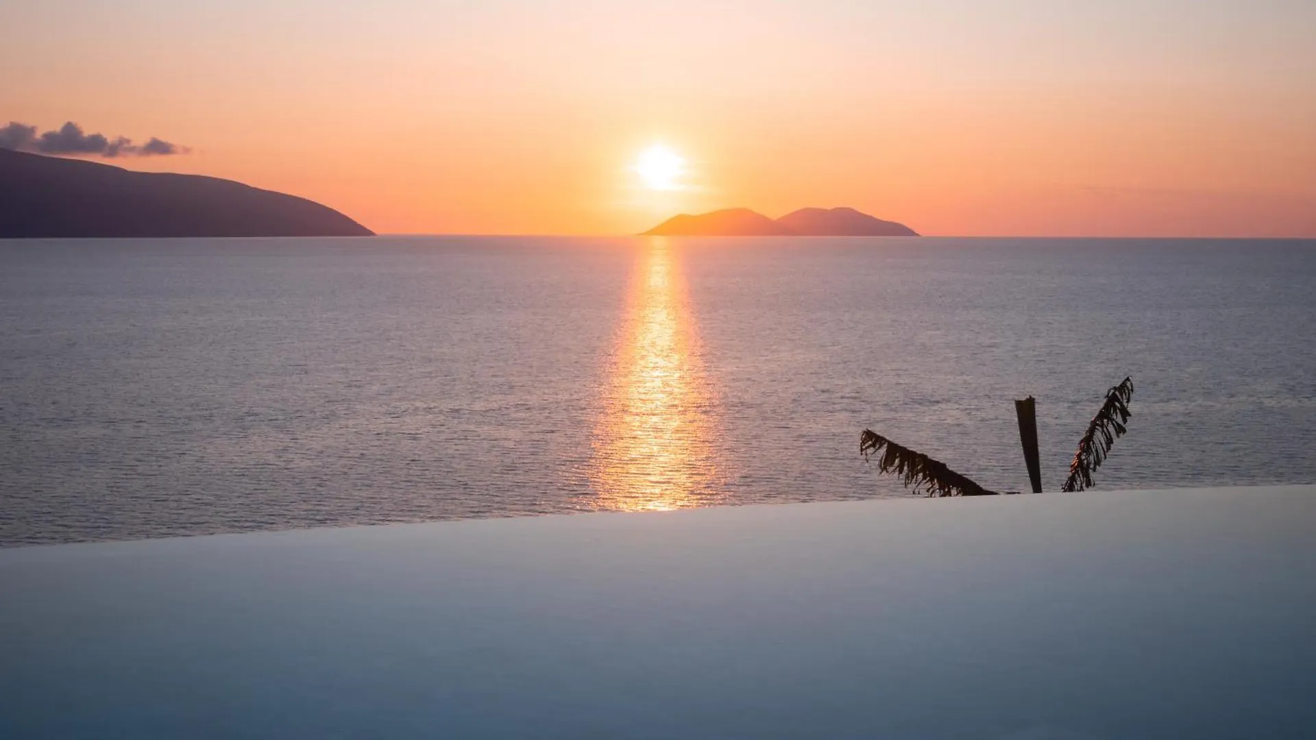 Nobus Hotel & Spa Radhimë 4*,  Albanien